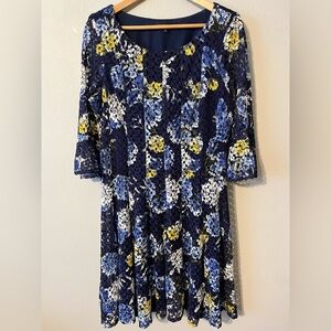 Chris McLaughlin Midi Dress w/ Lace Overlay Navy Body Yellow Blue White Lace S14